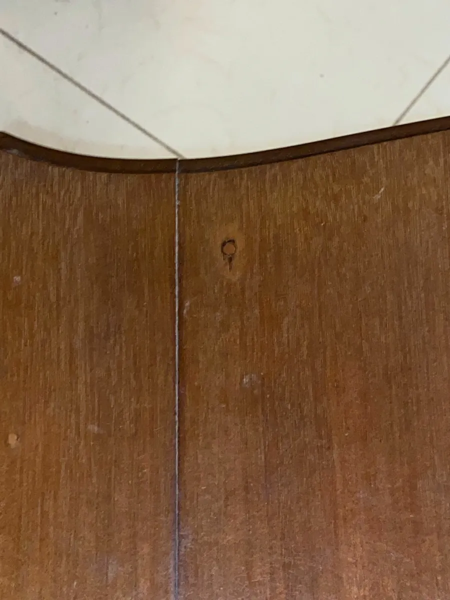 Occasional side / lamp table RESTO CONDITION - Image 2