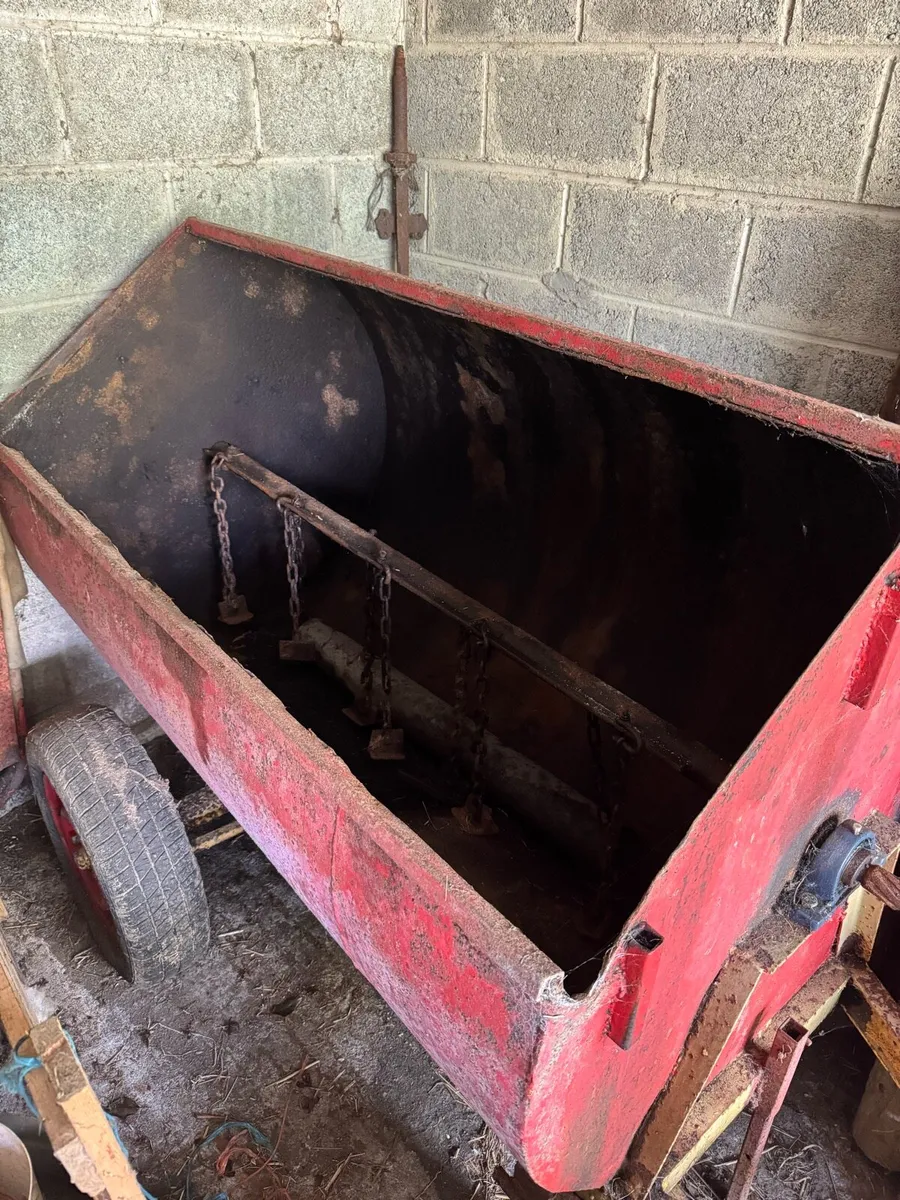 Mini muck spreader - Image 1