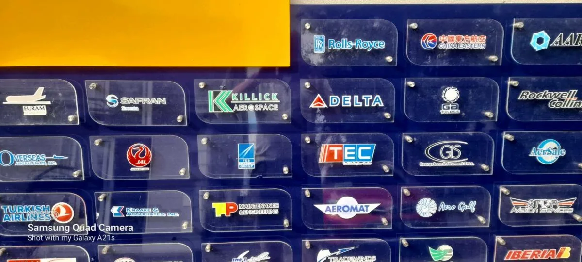 Aviation Company logo board - Image 4