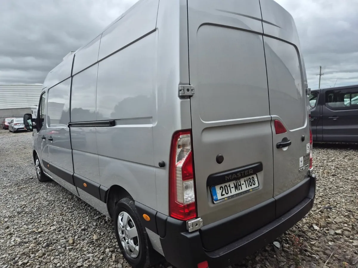 Refrigerated Renault Master 2020 - Image 1