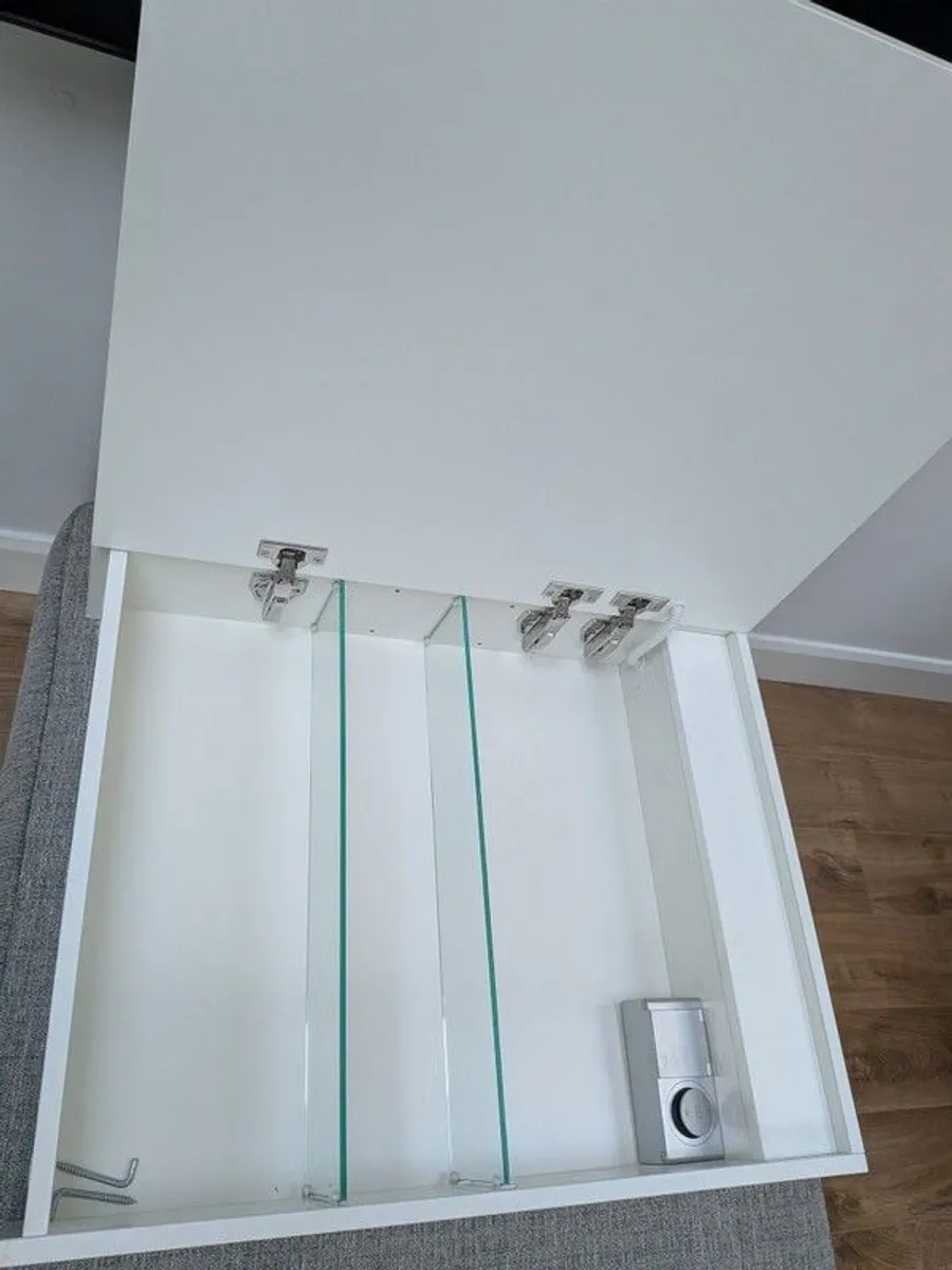 Mirror Cabinet - Image 4