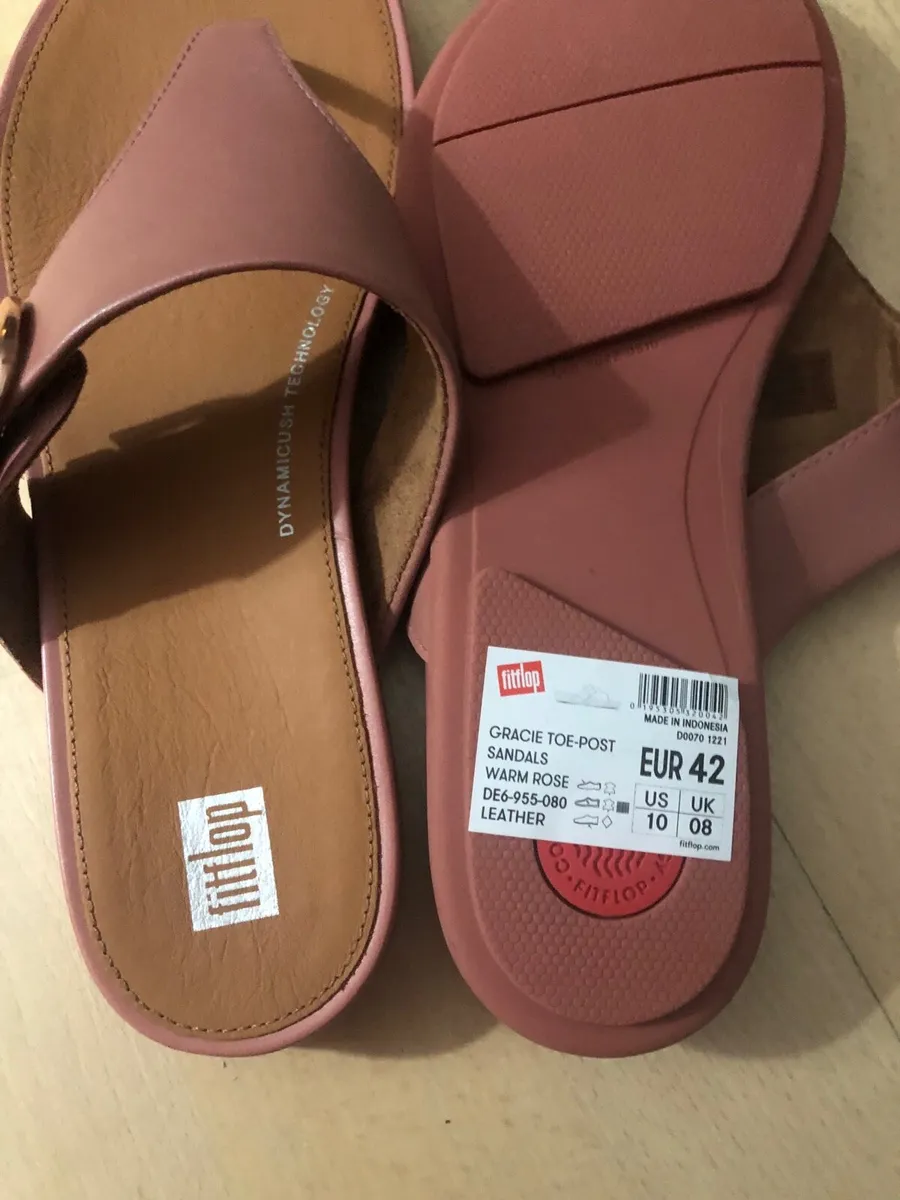 Ladies  new fitflops size 8 €30 - Image 2