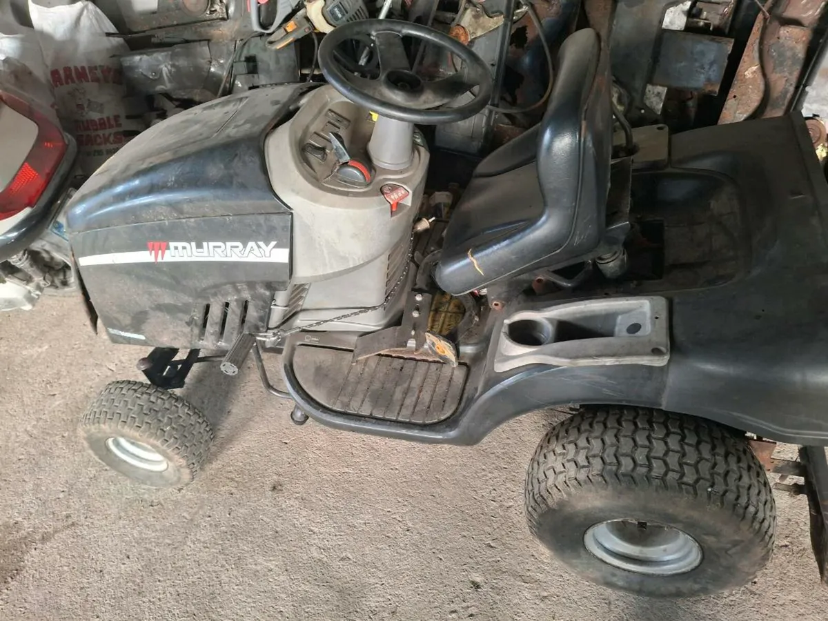 Ride on mowers - Image 2