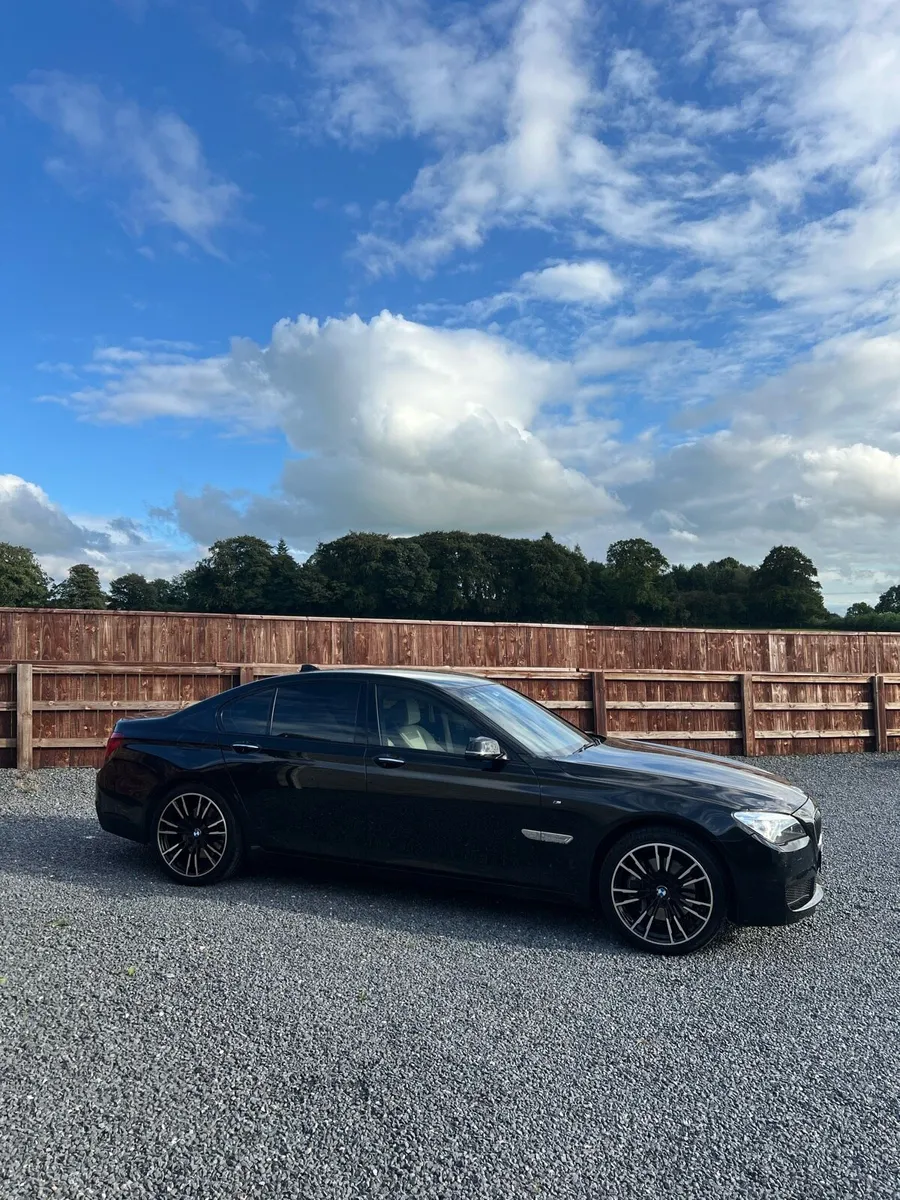 132 BMW 730d M sport for sale - Image 2