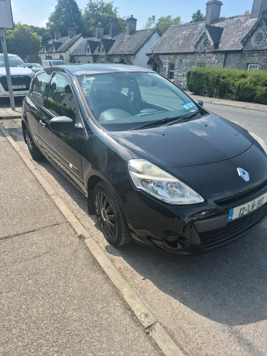 Renault Clio - Image 1