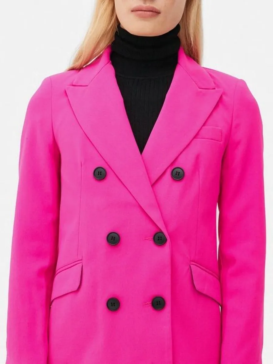 BRAND NEW Classic Pink Blazer: Size 8 - Image 4