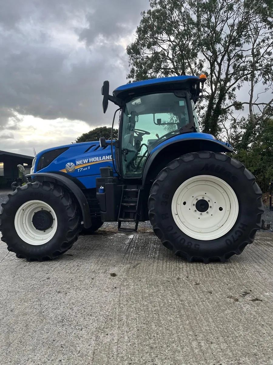 2018 New Holland T7.165s - Image 4