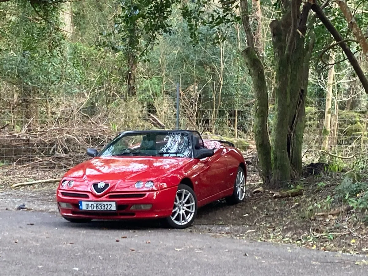 Alfa Romeo Spider - Image 1