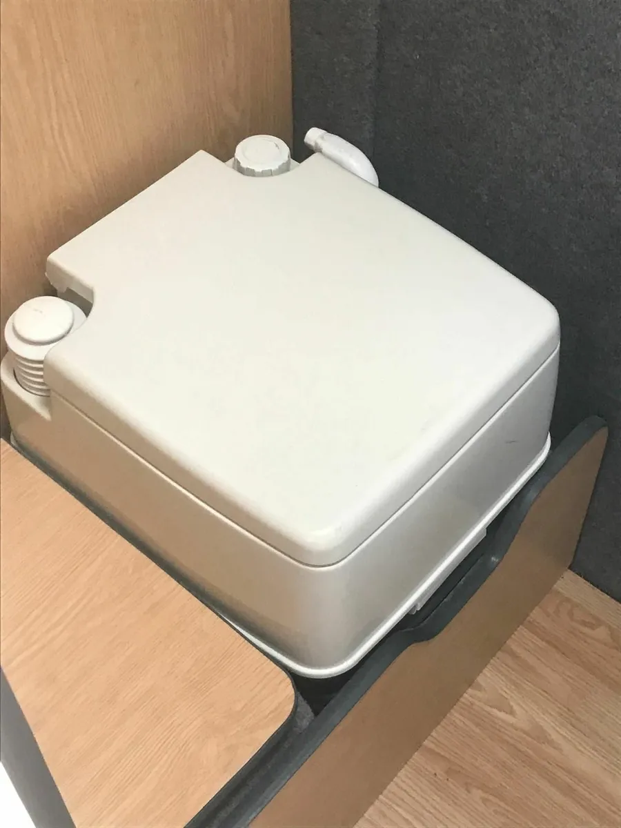 Camper - Image 2