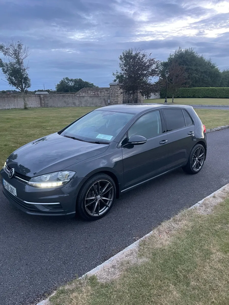 171 Volkswagen Golf NAV 1.6TDI - Image 2