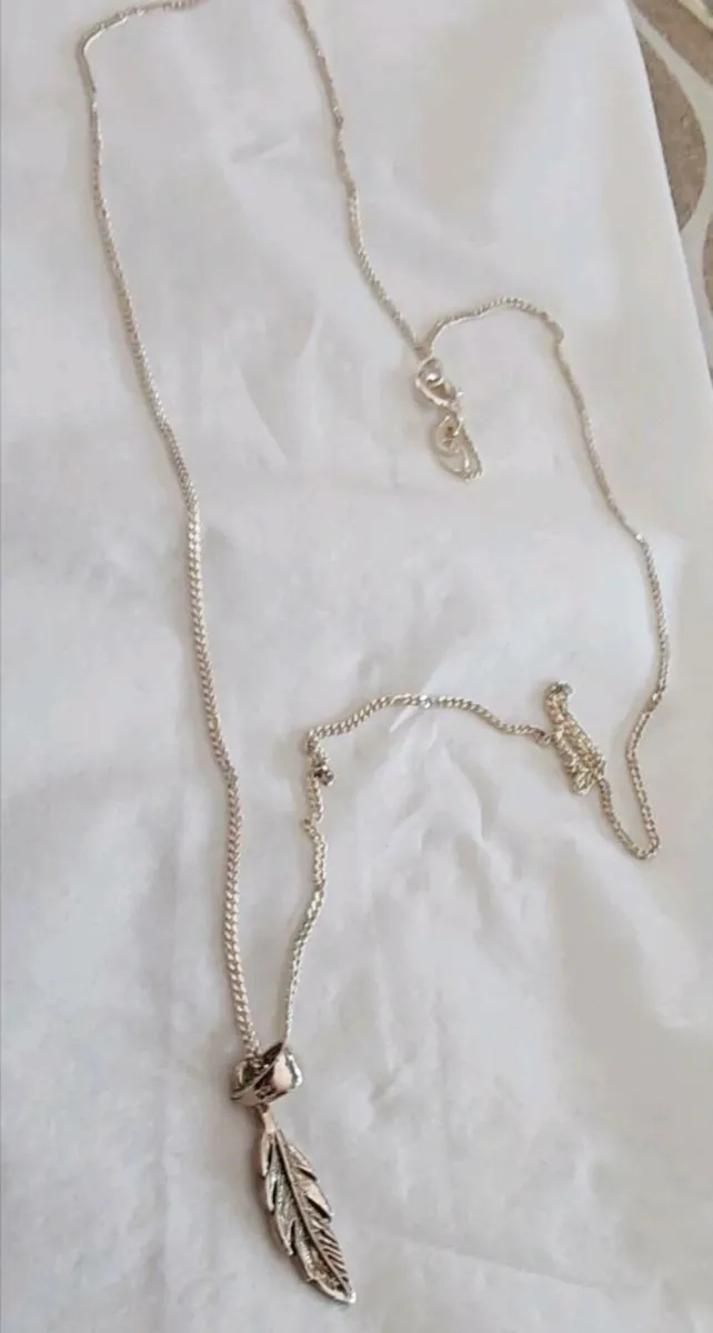 Sterling silver leaf pendant - Image 3