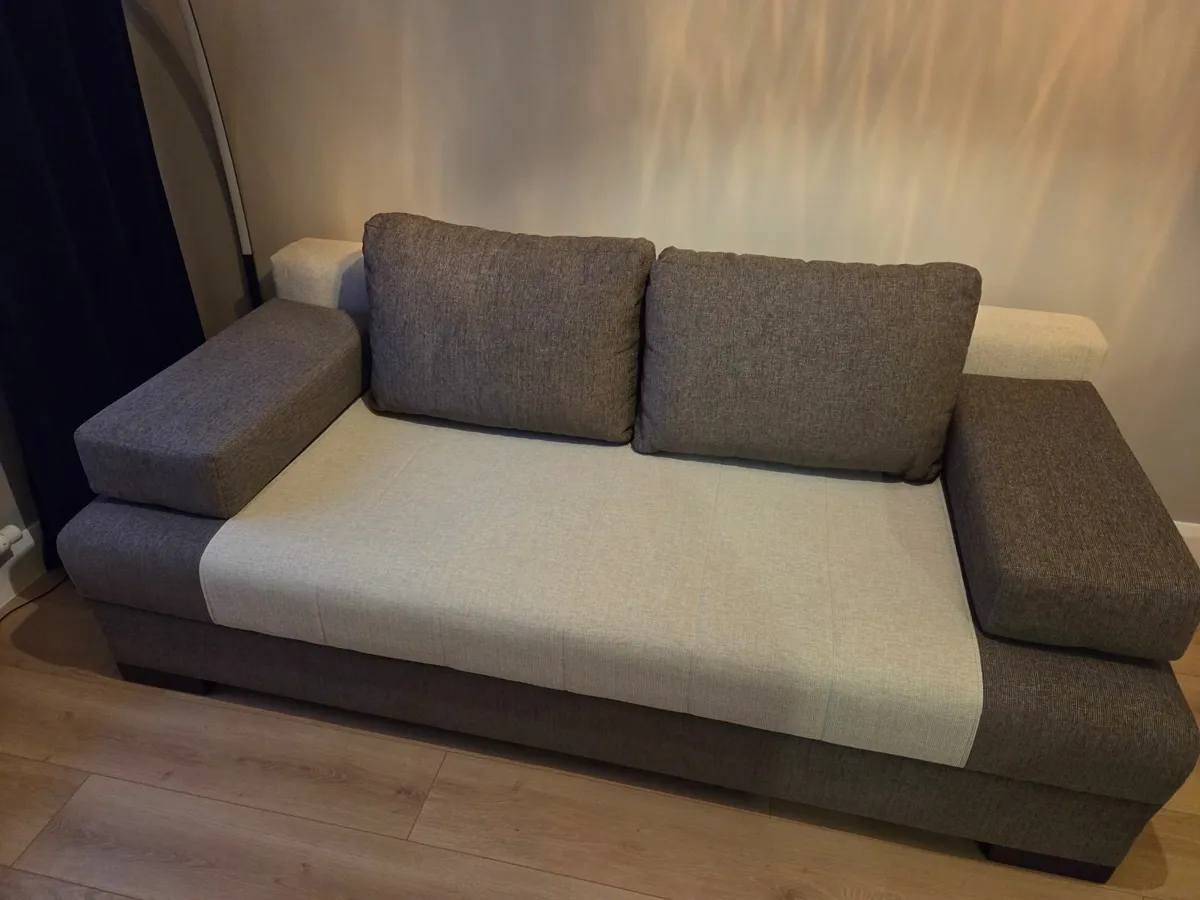 3 Seater Sofa Bed - Image 1