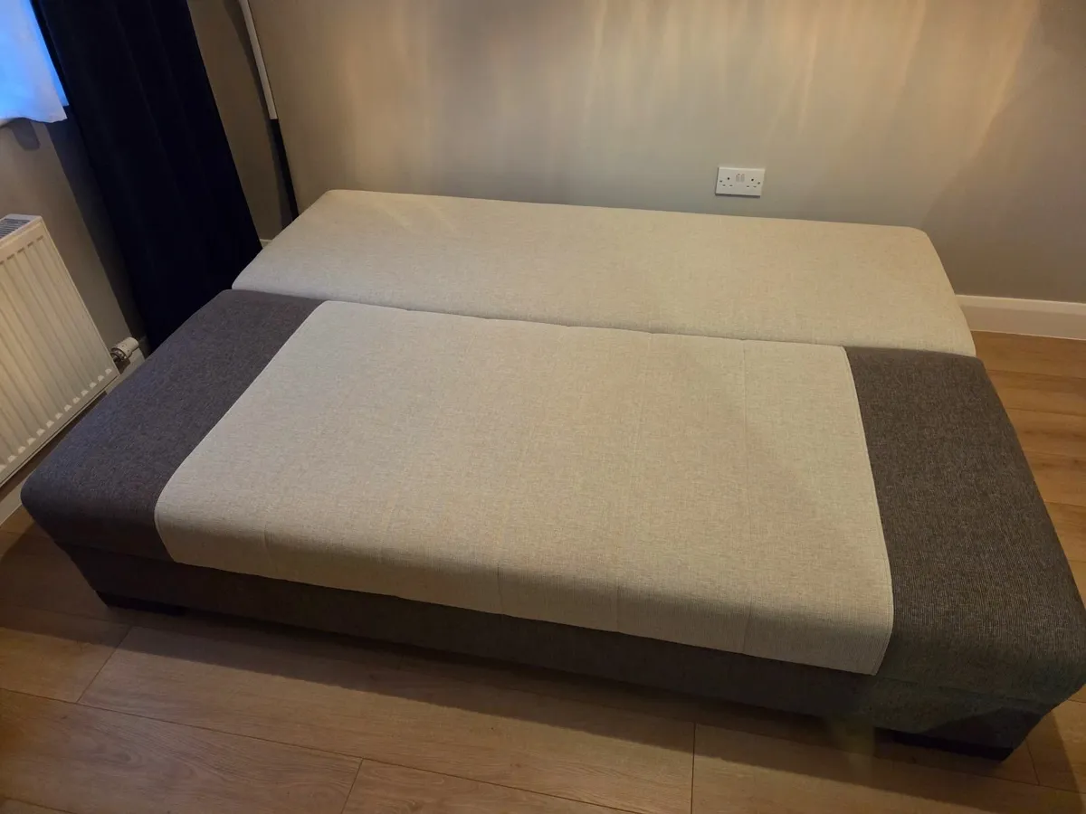 3 Seater Sofa Bed - Image 3