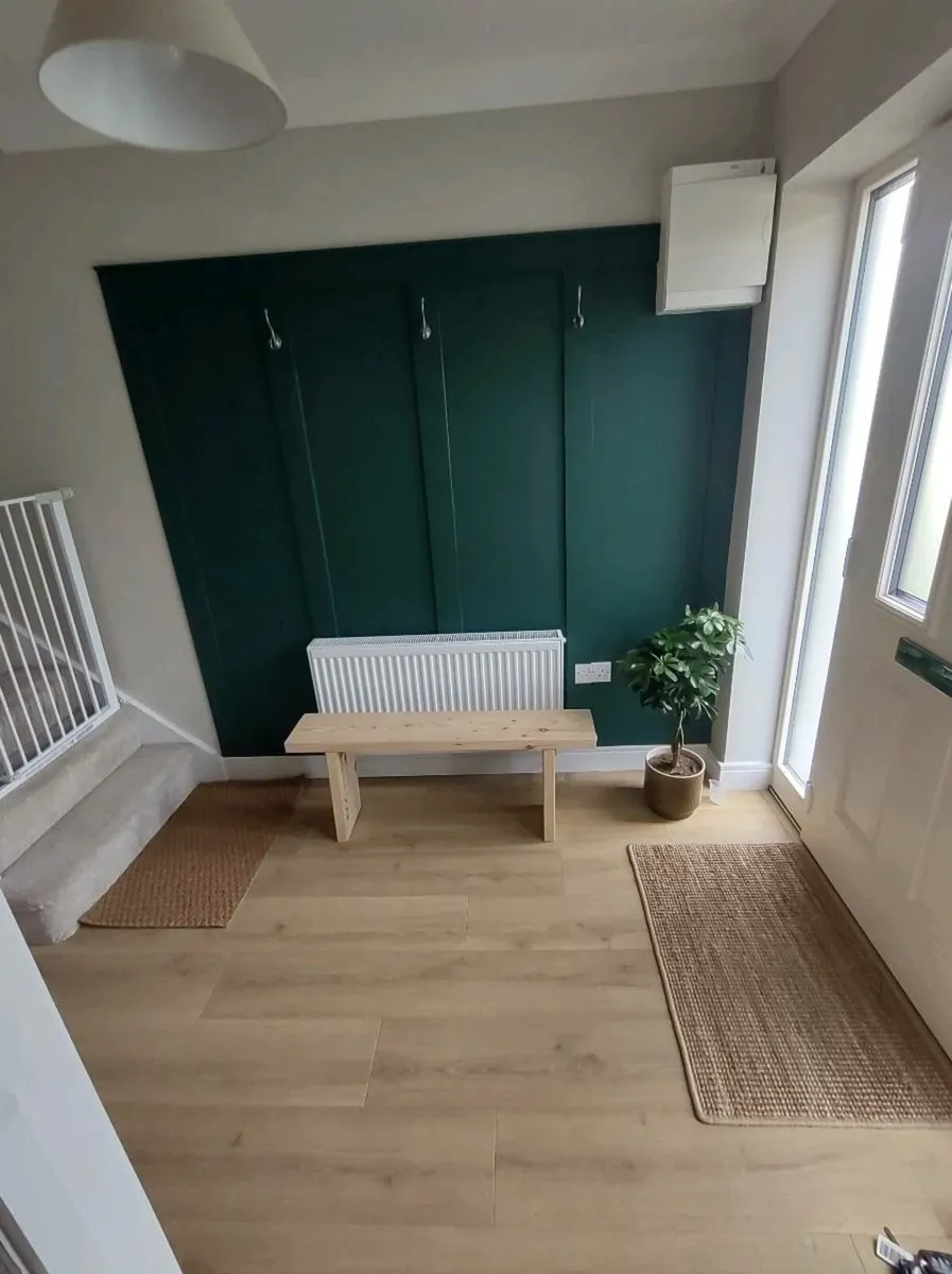 Hallway bench - Image 1