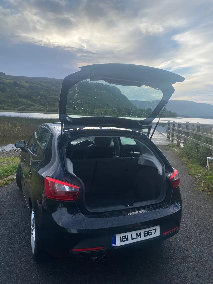 2015 SEAT Ibiza 1.6 Diesel – Black, 5-Door! - Image 3
