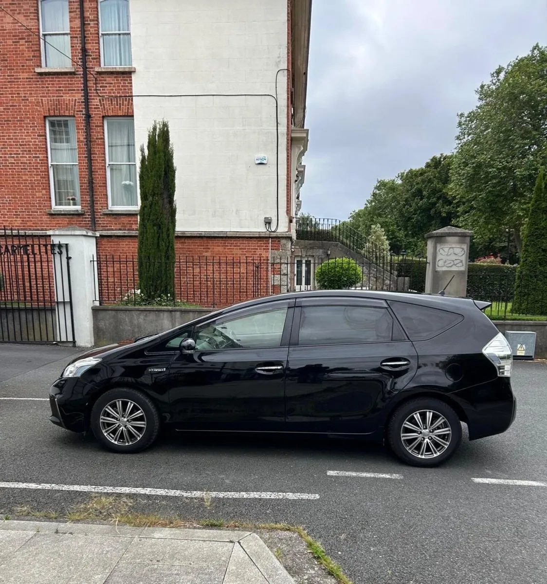 Toyota Prius 2014 - Image 4