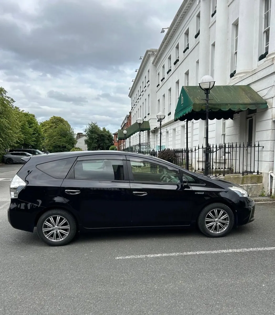 Toyota Prius 2014 - Image 1