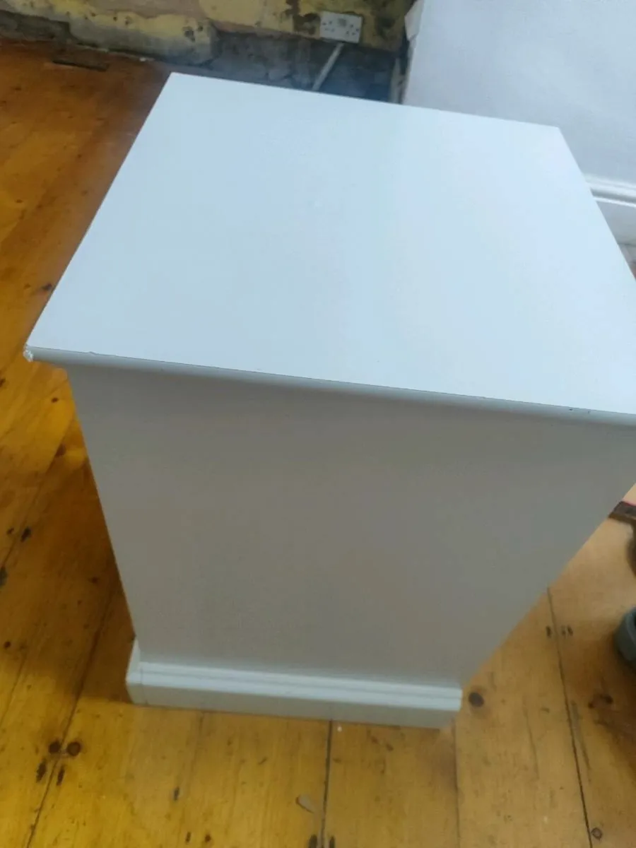 Single bed - Image 2