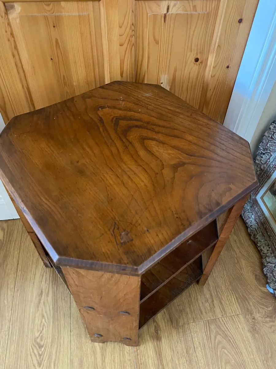 Low octagonal OAK side table possibly by Heals LDN - Image 3