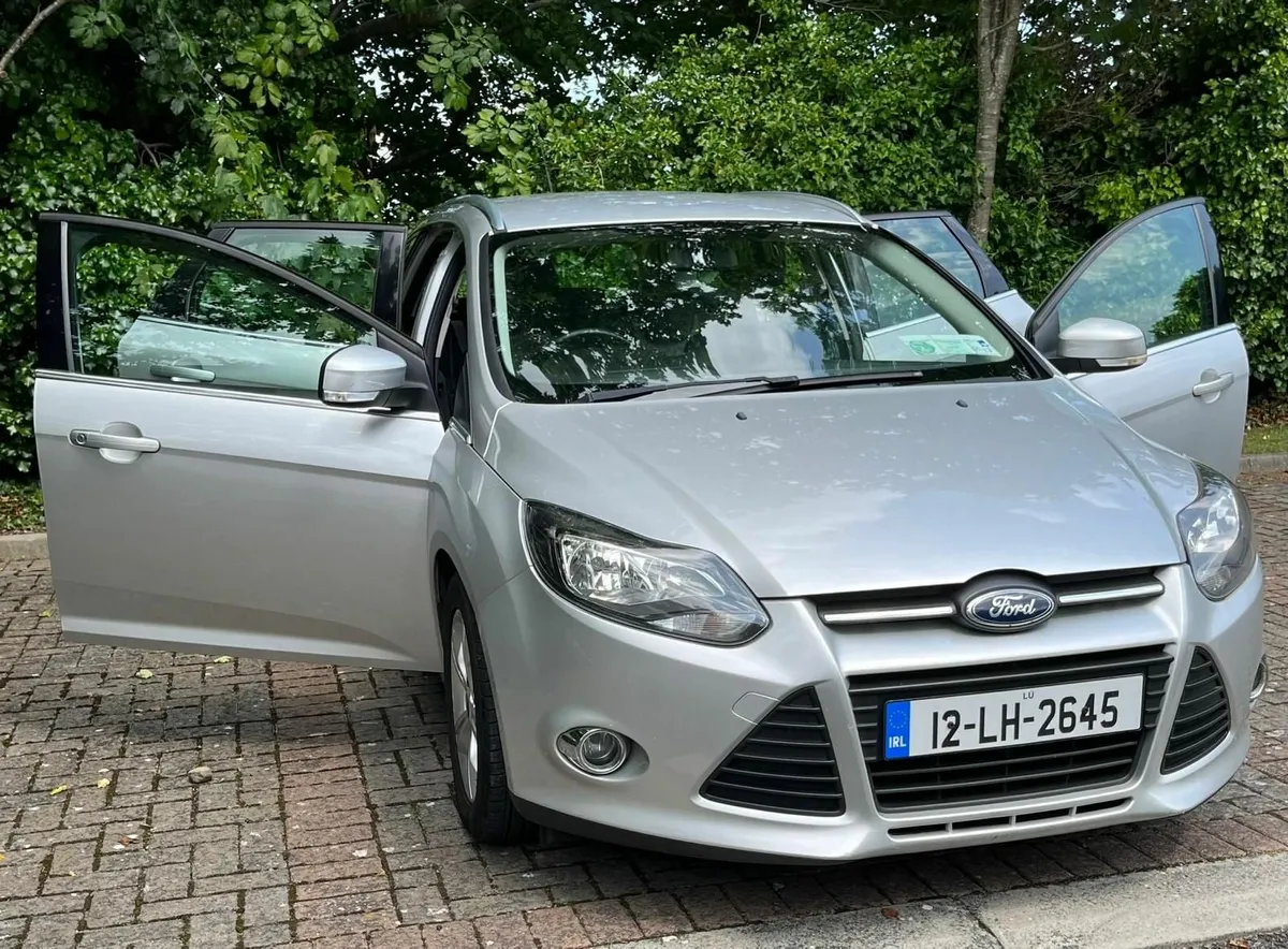 Ford Focus 1.6 Zetec  - NEW NCT - Image 2