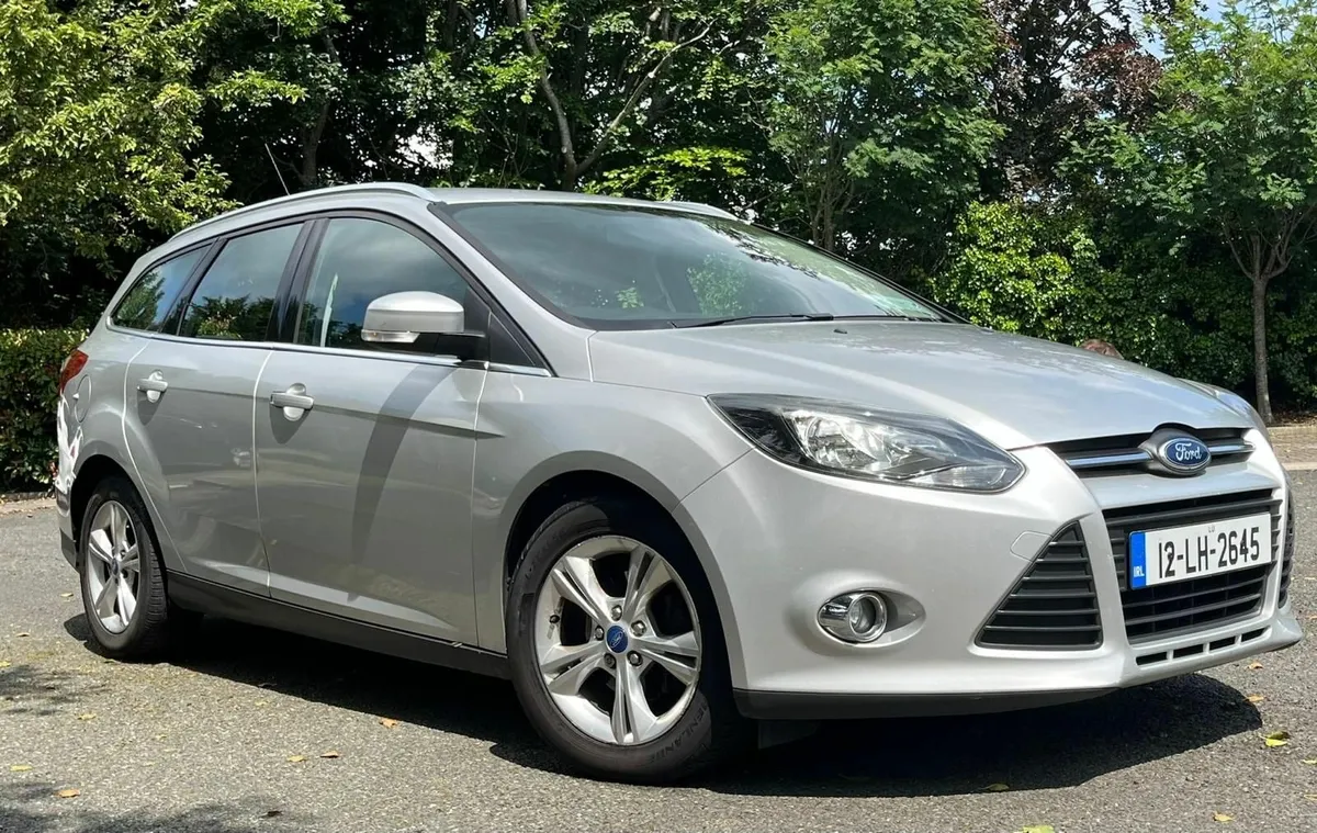 Ford Focus 1.6 Zetec  - NEW NCT - Image 4