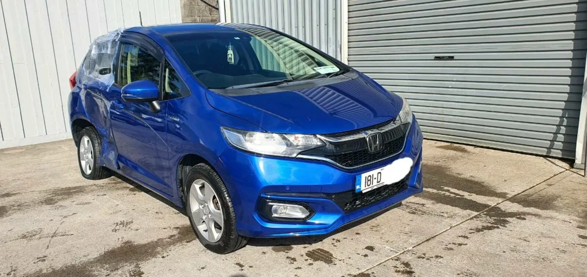 181 HONDA FIT HYBRID 4WD - Image 2