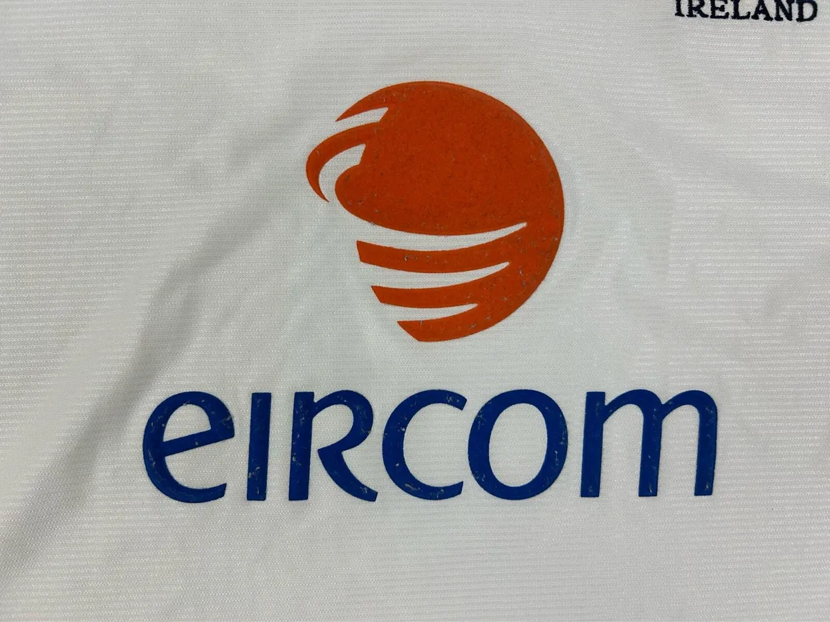 Vintage 2001 Umbro Ireland Away Jersey Mens XL - Image 4