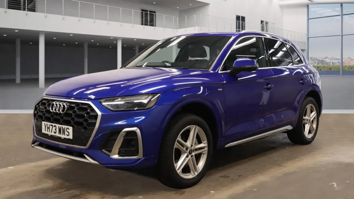 2023 (232 REG) Audi Q5 2.0 TFSI E Q SLINE - Image 2
