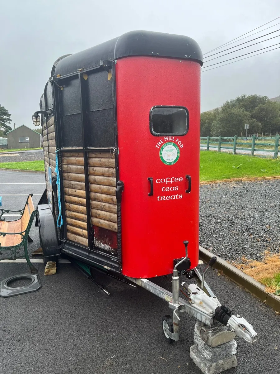 Horse box /coffee trailer - Image 2