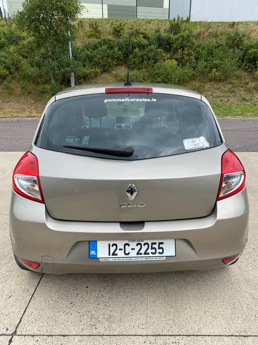 Renault Clio 1.2petrol new test(2012) - Image 4