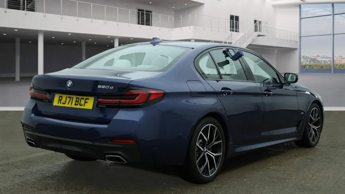 BMW 5-Series 2022 MSPORT SUNROOF MODEL - Image 4