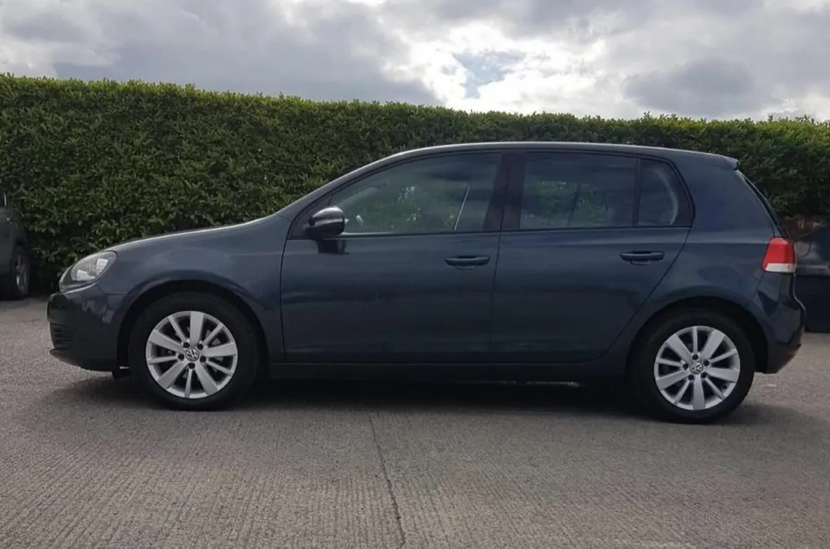Volkswagen Golf 2012 - Image 3