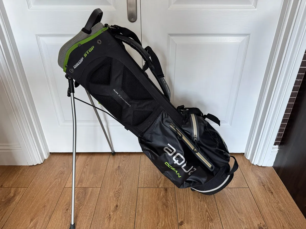 Big Max Aqua Waterproof Golf Bag - Image 1