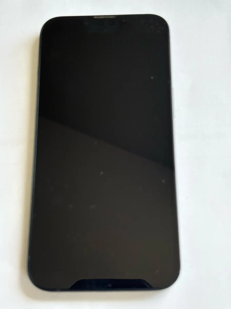 iPhone 13 - Image 1