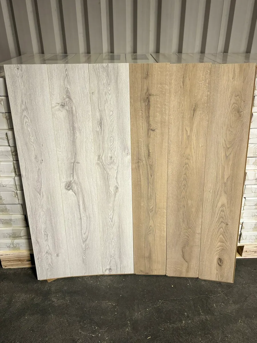 💡NEW 8M LAMINATED FLOORING💡 - Image 1