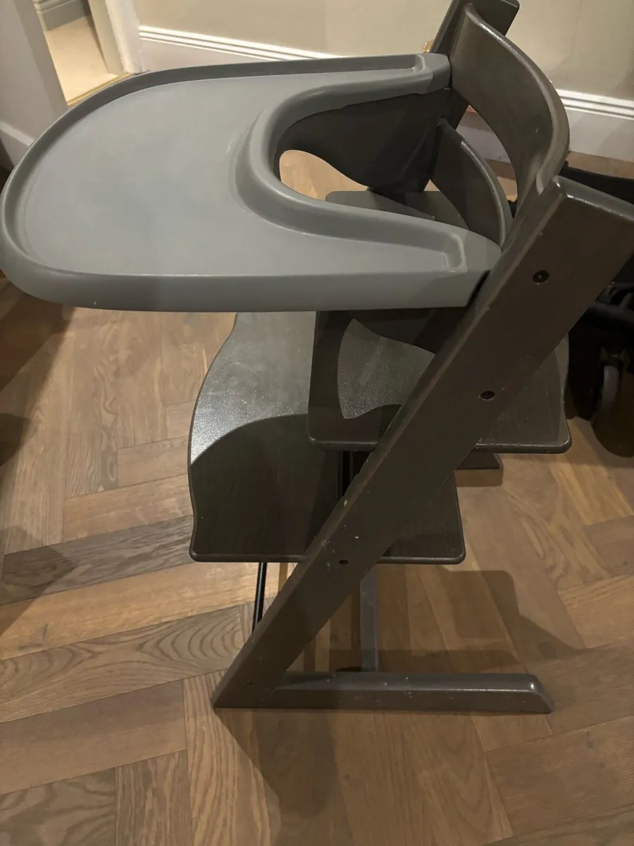 Stokke high chair - Image 1