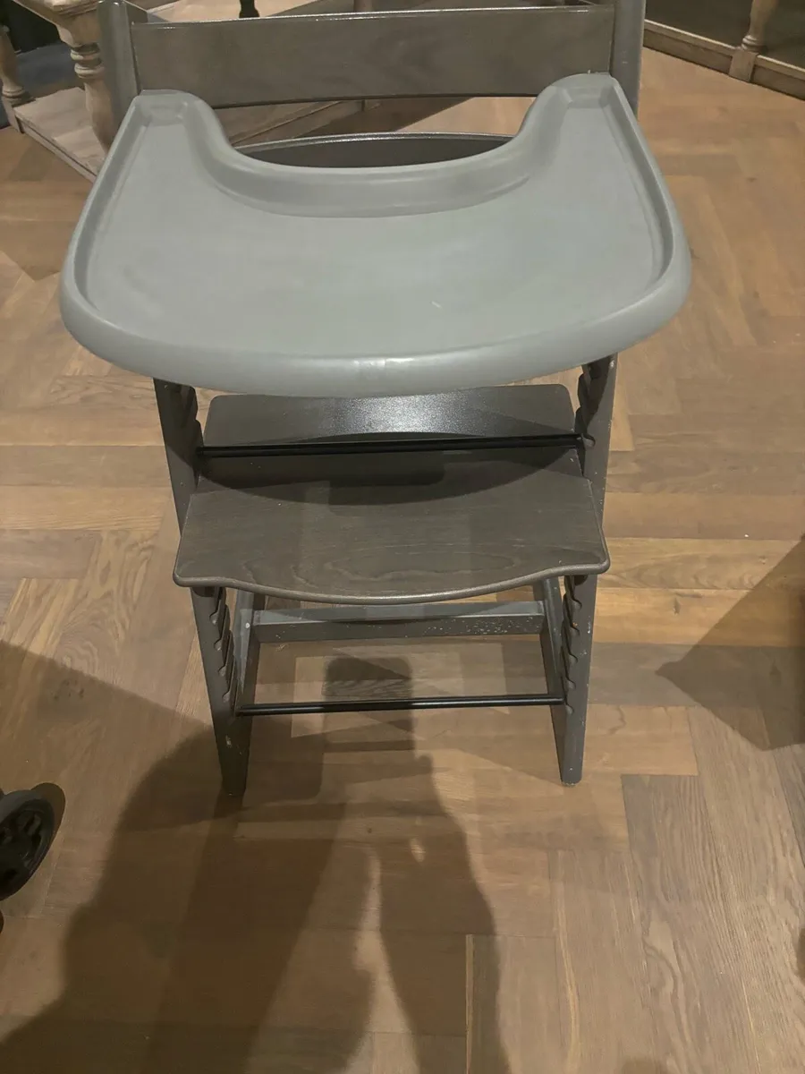 Stokke high chair - Image 2