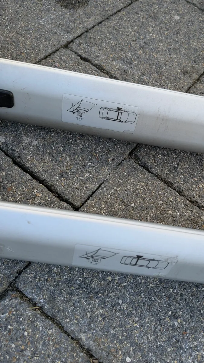 Roof bars for Peugeot 3008. Thule. - Image 2