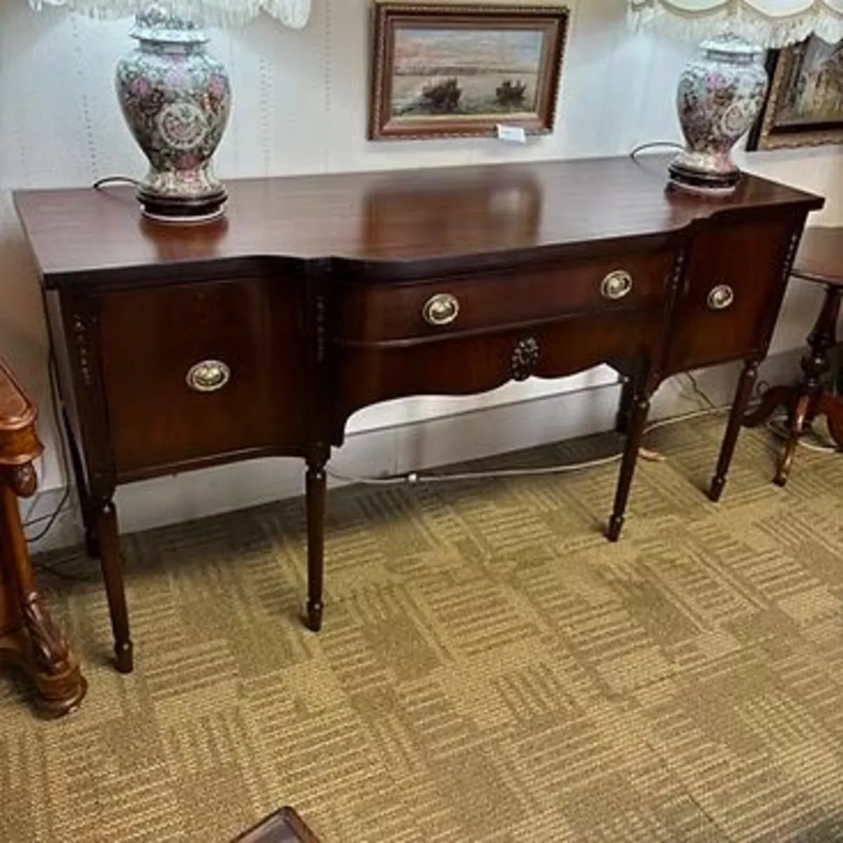 Fabulous mahogany break fronted sideboard. Key inc