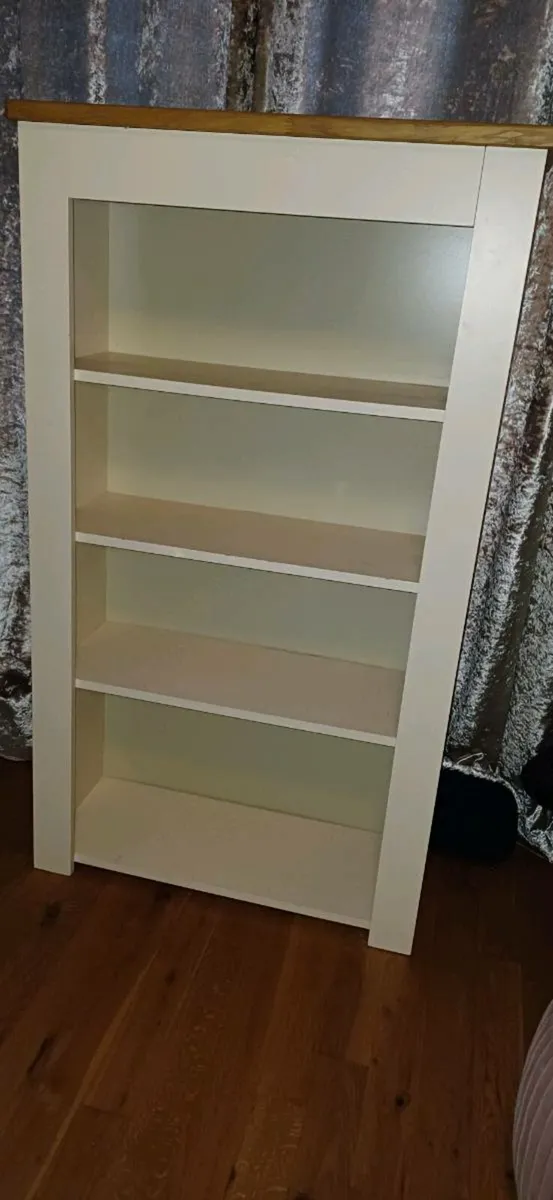 Bookshelf - Image 4