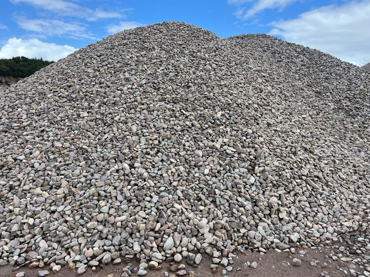 Drainage stone - Image 2