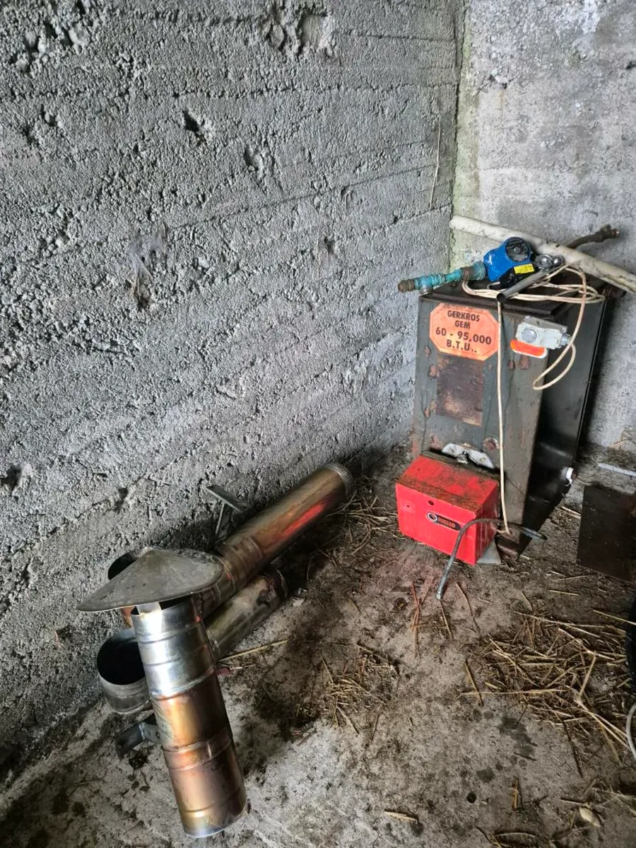 Oil boiler - Image 2
