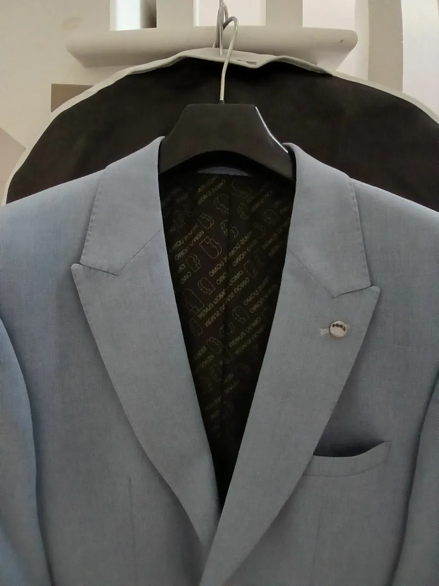 Suit Jacket ,  This Season , Remus Uomo , Size 38 - Image 1