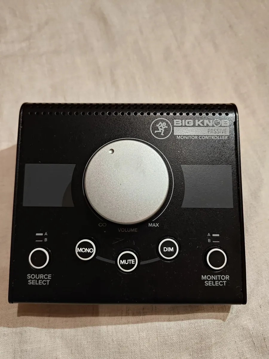 Mackie Big Knob Passive Studio Monitor Controller - Image 1