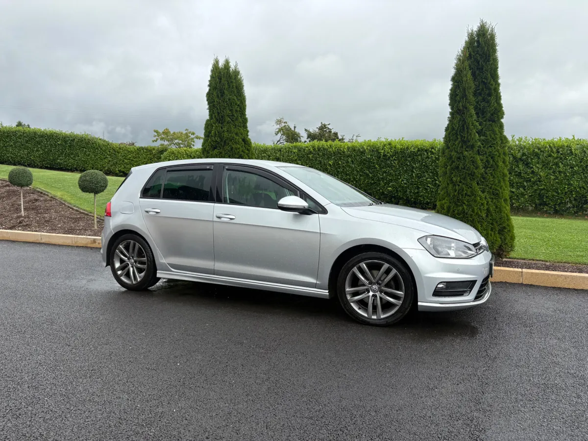 Volkswagen Golf 2015 - Image 1