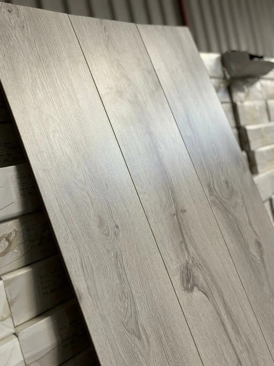 Laminated Flooring - Image 2