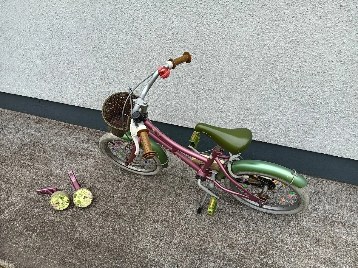 Girls bike - Image 4