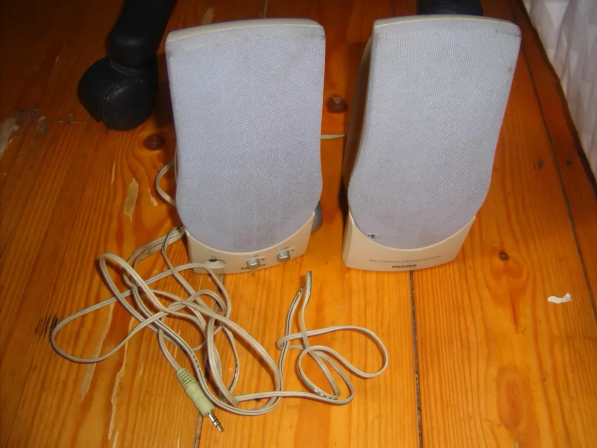 Speakers - Image 2