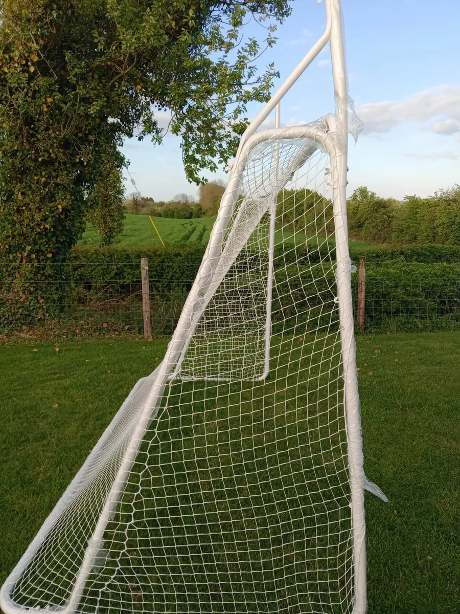 Football gate - Image 1