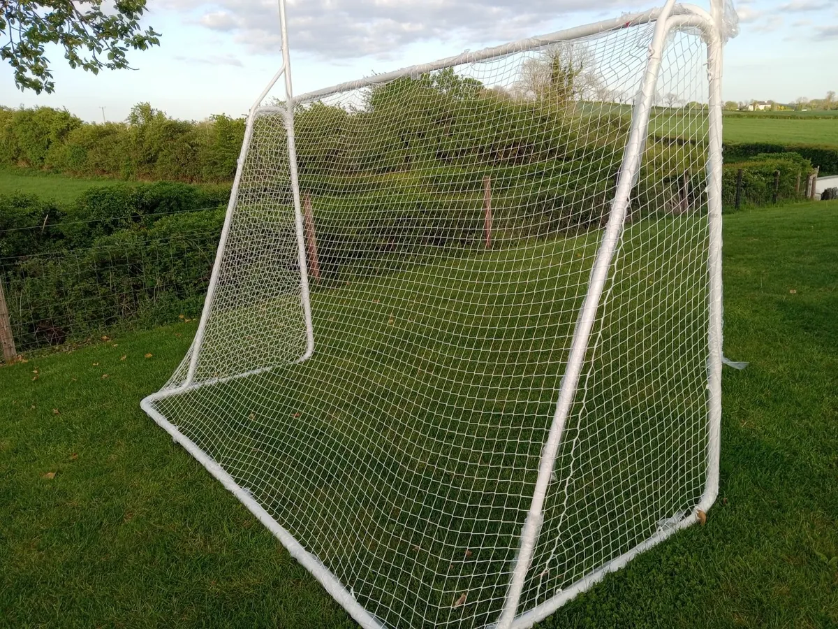 Football gate - Image 2